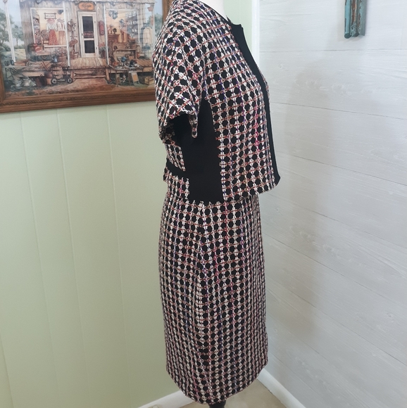 Carlisle silk blend top skirt set suit sz 0 2 *D2 - Picture 8 of 8